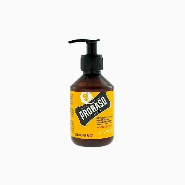 Naturalny szampon do brody PRORASO Wood & Spice 200ml w butelce z żółtą etykietą, idealny do codziennej pielęgnacji zarostu. Kup w barbershopie BRODSKI w Warszawie ( Wilanow), ul. Klimczaka 6a